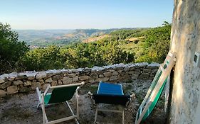 La casa dalle finestre blu